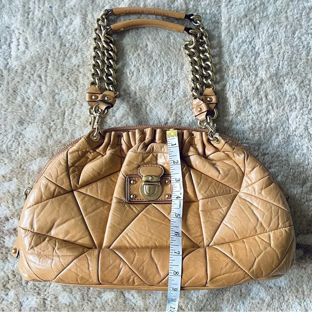 Marc Jacobs Lou Bowler Patchwork Quilted Leather Chain Strap Bag Tan - Picture 12 of 16